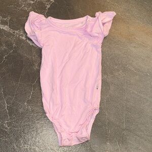 Bums & Roses Cap Sleeve Pink Pinkberry Kids One Piece onesie 6-12 m